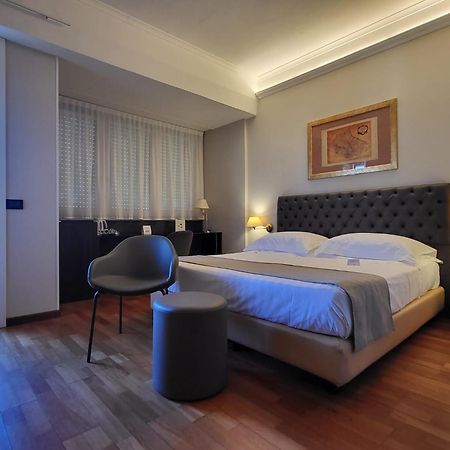 Hotel Plaza 페스카라 외부 사진
