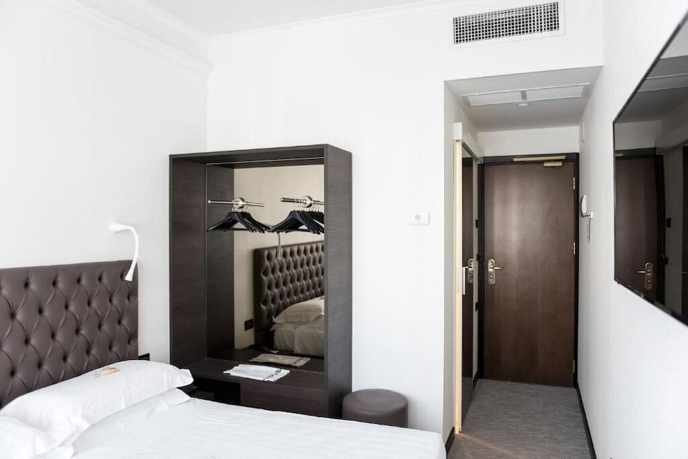 Hotel Plaza 페스카라 외부 사진