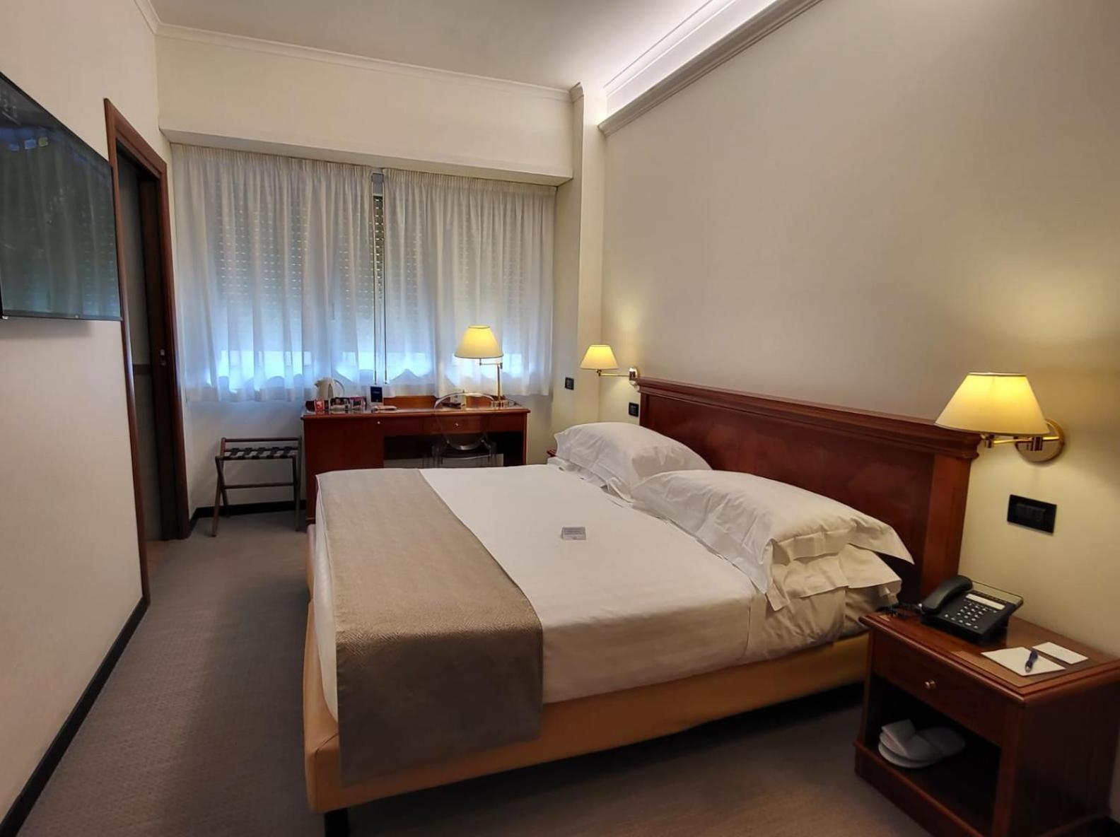 Hotel Plaza 페스카라 외부 사진